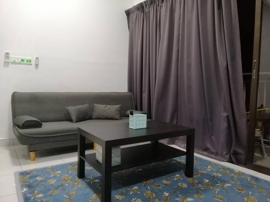 Apartment H&h Lovely In